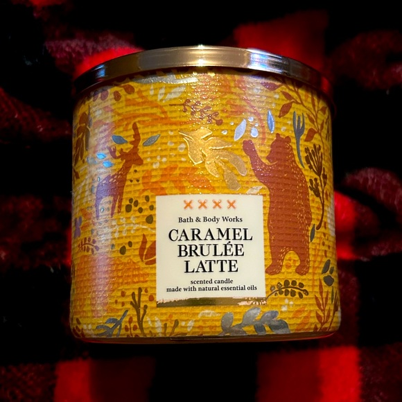 Bath & Body Works Accents Caramel Brulee Latte 3 Wick Candle Bath